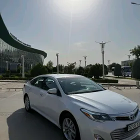 Toyota Avalon 2013