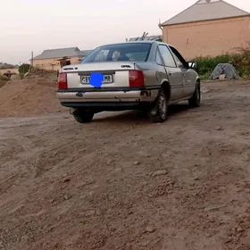 Opel Vectra 1992