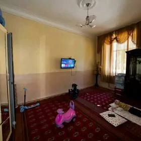 2 kom 1 etaj Beyik potalok