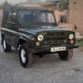 UAZ 469 1985