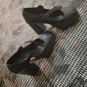 Tufli taze