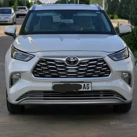 Toyota Highlander 2020