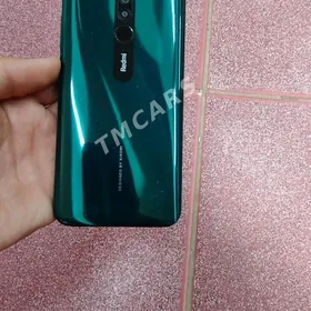 redmi 8 (4/64)