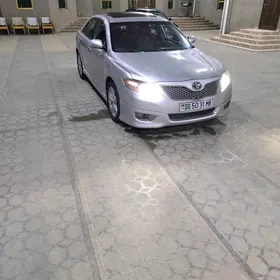 Toyota Camry 2010