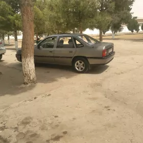Opel Vectra 1990