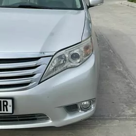 Toyota Avalon 2011
