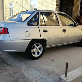 Daewoo Nexia 2011