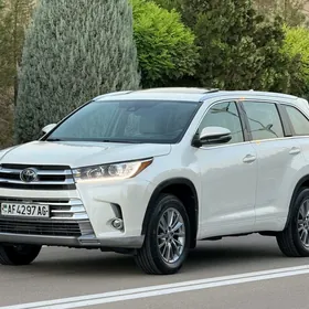 Toyota Highlander 2019