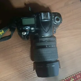 Nikon D90