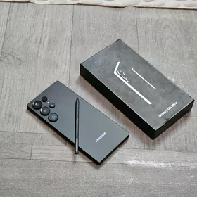 Samsung S25 Ultra. 16/1TB