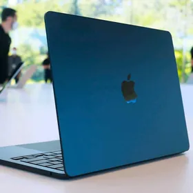 Macbook M2