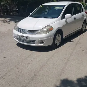 Nissan Versa 2010