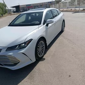 Toyota Avalon 2022