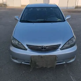 Toyota Camry 2005