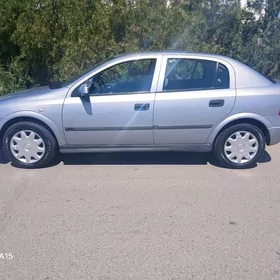 Opel Astra 2000