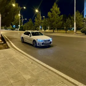 BMW 330 2020