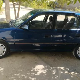 Opel Astra 1992