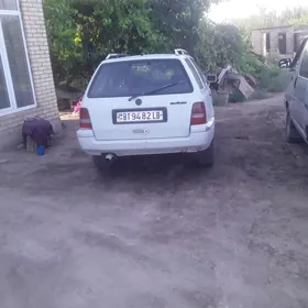 Volkswagen Golf 1998