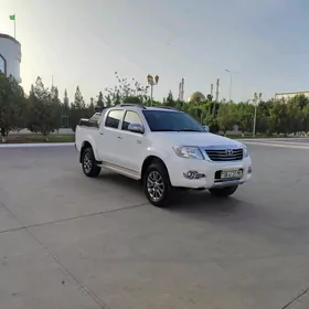 Toyota Hilux 2014