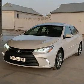 Toyota Camry 2015