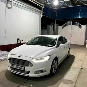 Ford Fusion 2014