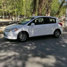 Nissan Versa 2009