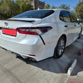 Toyota Camry 2022
