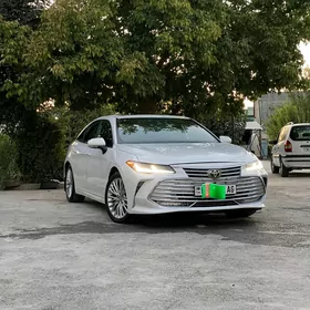Toyota Avalon 2022