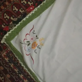 скатерть белая  новая