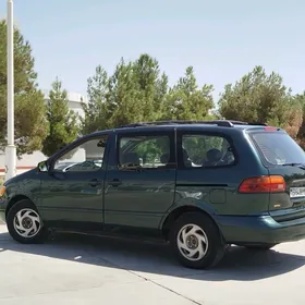 Toyota Sienna 2000