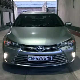 Toyota Camry 2016