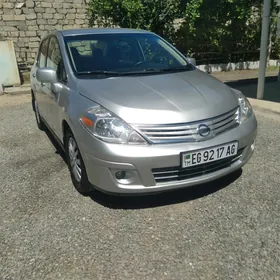 Nissan Versa 2010