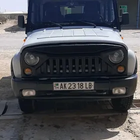 UAZ 469 2005