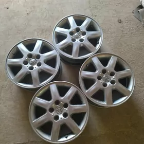 16 lyk toyota diska