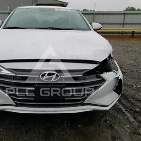 Hyundai Elantra 2020