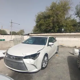 Toyota Camry 2014