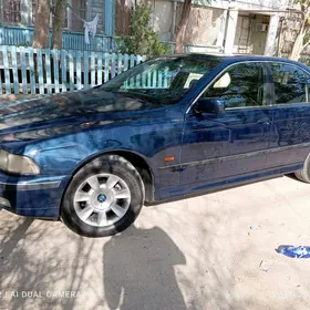 BMW E39 1999