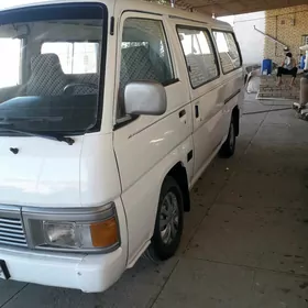 Nissan Urvan 1997