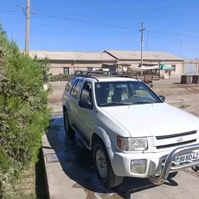 Infiniti QX4 1998