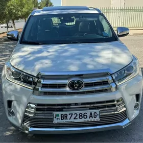 Toyota Highlander 2018