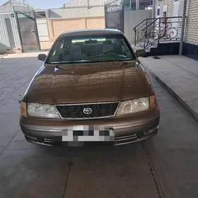 Toyota Avalon 1999