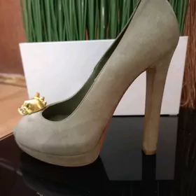 ИТАЛИЯ! McQueen  оригинал!!!