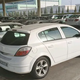 Opel Astra 2005