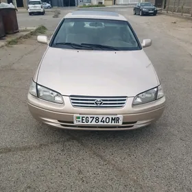 Toyota Camry 1998