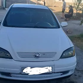 Opel Astra 2003