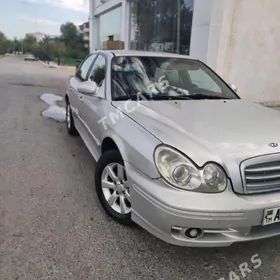 Hyundai Sonata 2003