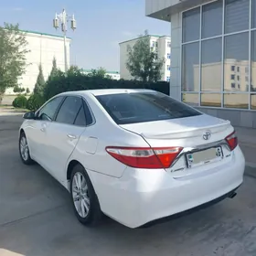 Toyota Camry 2016