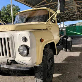Gaz 52 1982