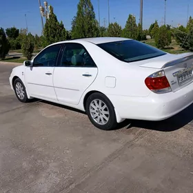 Toyota Camry 2003