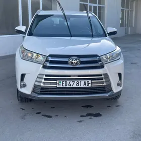 Toyota Highlander 2017